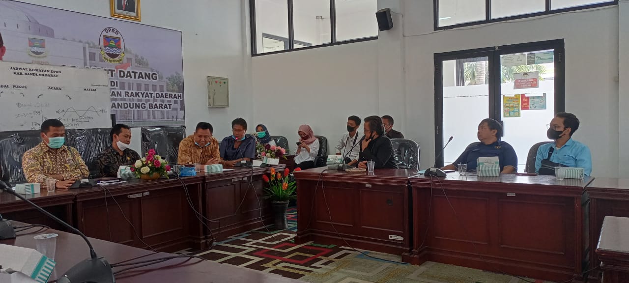 audiensi-pwi-kbb-dengan-dprd-kbb-2110130206535.jpeg